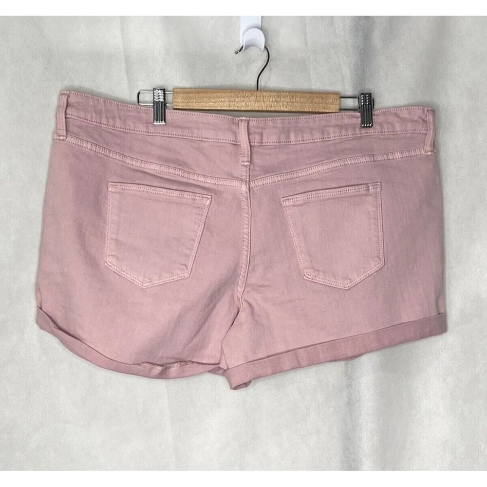 Universal Thread Women’s Shorts Size 18/34 - Picture 2 of 8